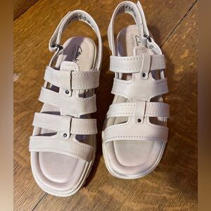 Clarks Size 9‎ Ultimate Comfort Collection women’s sandal